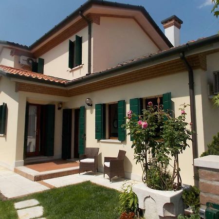 Casa Vianello Apartment เมสเตร ภายนอก รูปภาพ