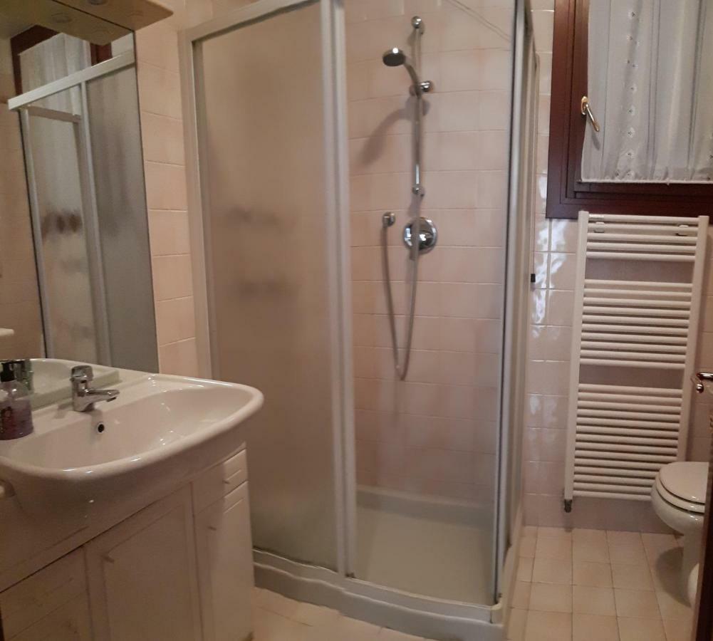 Casa Vianello Apartment เมสเตร ภายนอก รูปภาพ